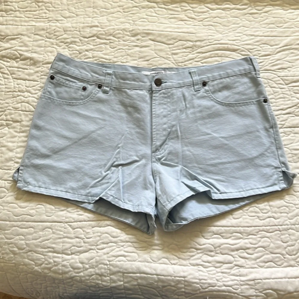 Abercrombie & Fitch shorts - Picture 5 of 11